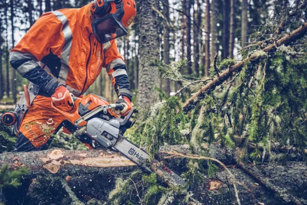 Husqvarna 560 XP® Mark II / 38 – X-Torq - Image 5